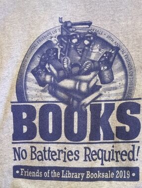 Gildan Gray Men's Graphic Tee with Blue 'BOOKS' Library Print